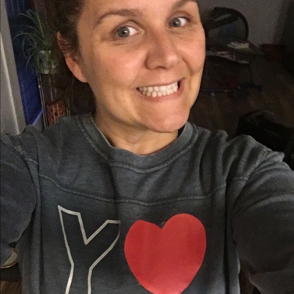 Hey I’m Bex! 👋🏼 - Picture 2 of 2